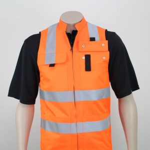 Hi Vis Vest Day Night with Pockets Close View